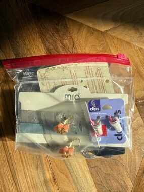 AMAZING VALUE NWT Mixed Jewelry lot - Earrings, Necklaces, Gifts